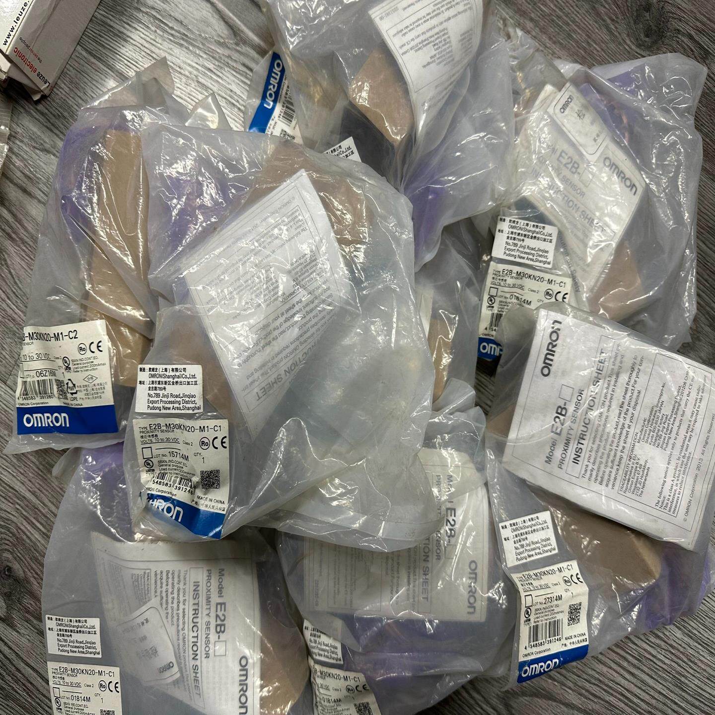 接近开关E2B-M30KN20–M1-C1 全新原装正