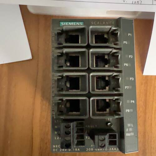议~西门子交换机6GK5 208-0BA10-2AA3 有划痕