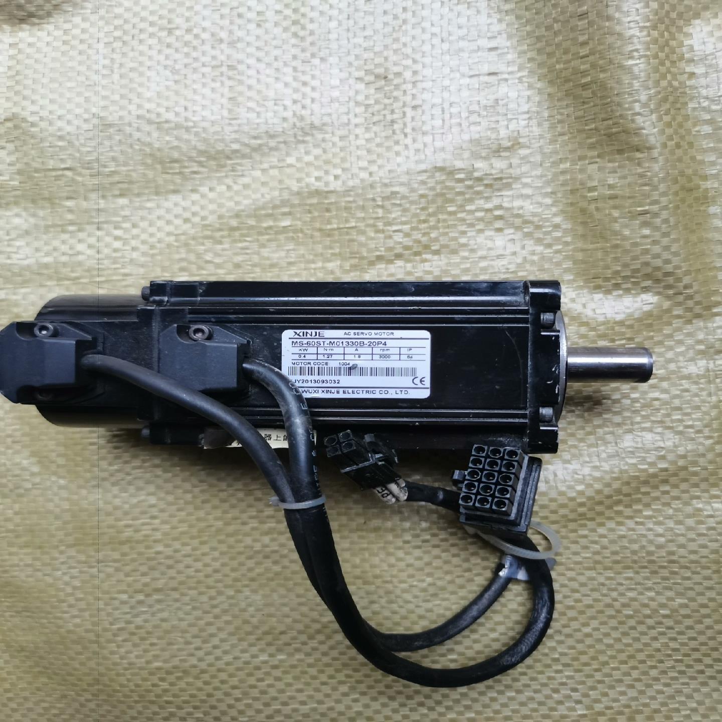 （设备配件）拆机MO13信捷60—伺服电机MS驱动器型号