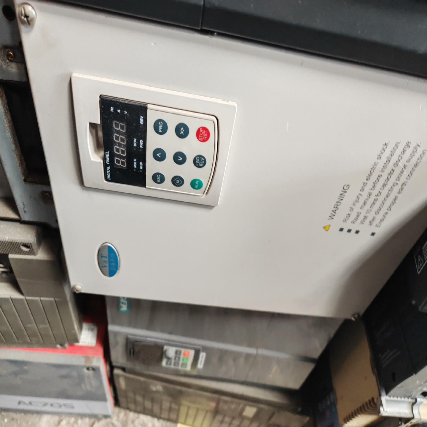 蓝海华腾变频器V5系列V5-H-4T22GA/30LA-HO