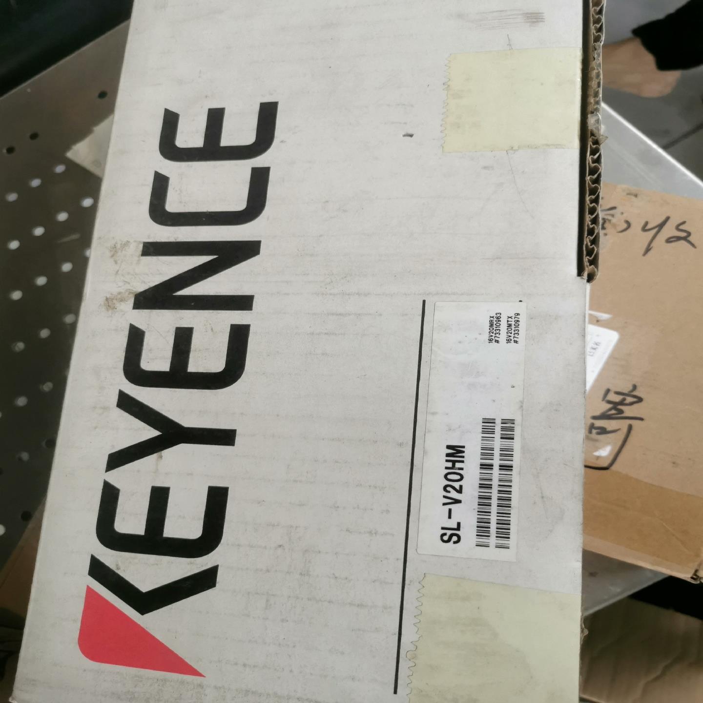 [德峰]基恩士SL-V20HM，实图拍摄，功能正常，新的库存，有需要