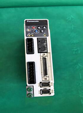 MADDT1205A4伺服驱动器 功能正常：100W