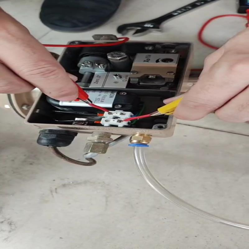 （设备配件）萨姆森蒸汽调节阀   DN25     3271+3241+