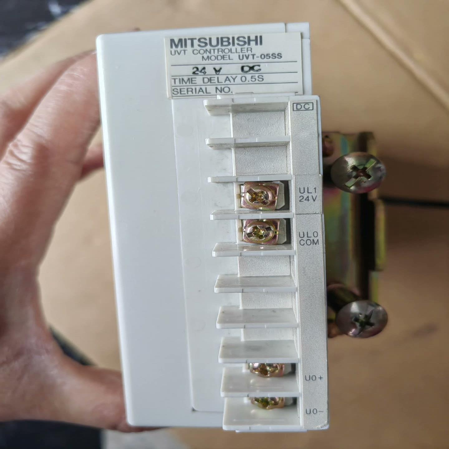 （议价咨询）UVT-05SS 三菱欠压脱扣控制器，MITSUBISHI
