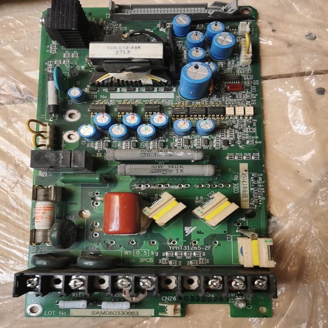 原装安川变频器驱动板ETP617134 YPHT3126