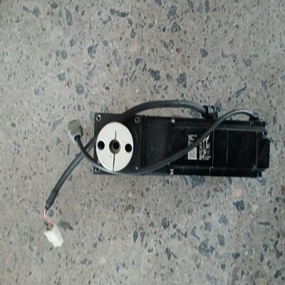 SGMMS-04ADC6E安川400W电机带刹车