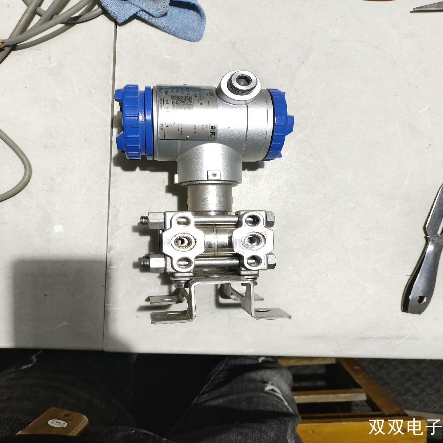 议价(双双电子)安装未用富士智能压力变送器FKC622V5-LUCYY-BE