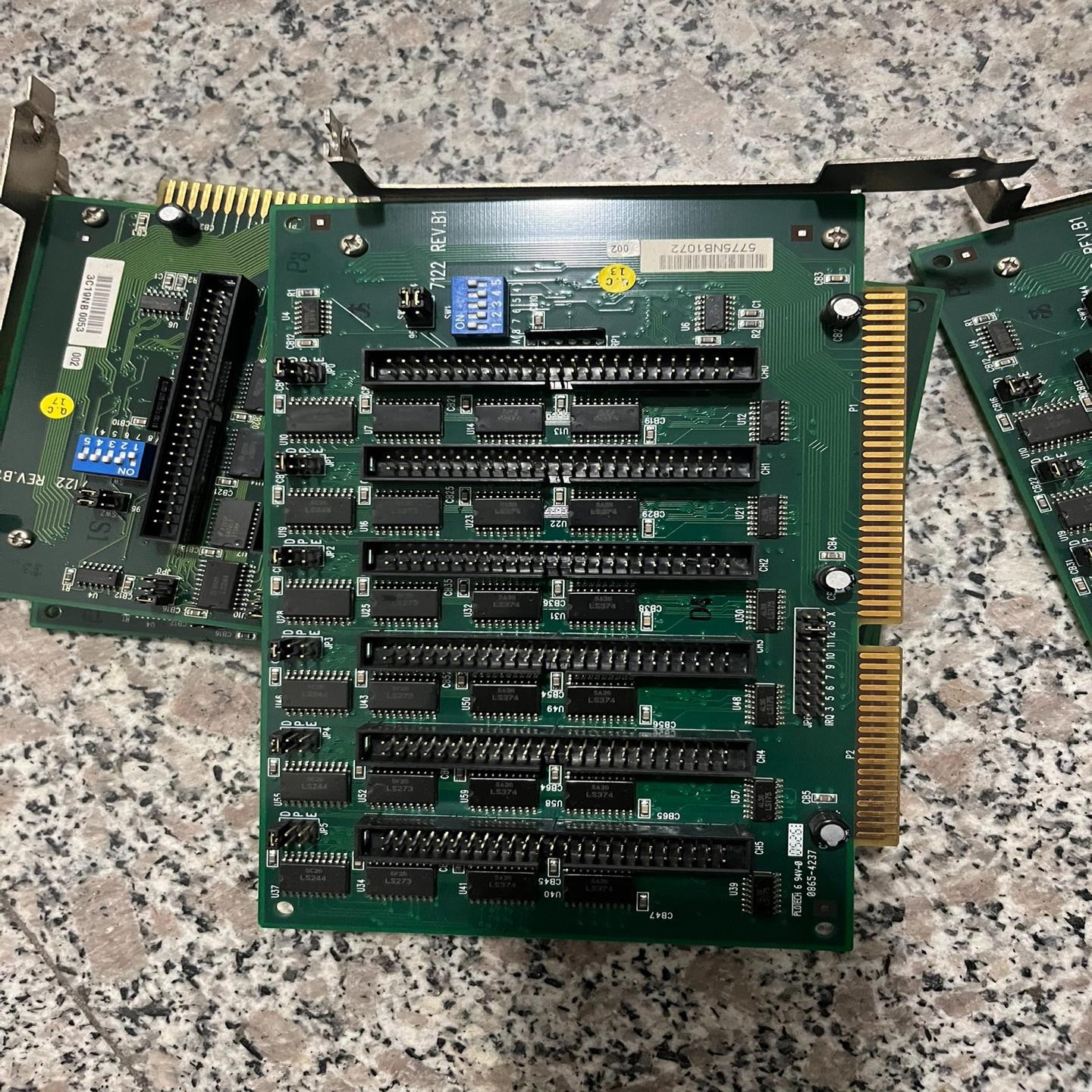 {莱茵电子商行}凌华7122 RevB1 多功能采集卡 ACL-7122