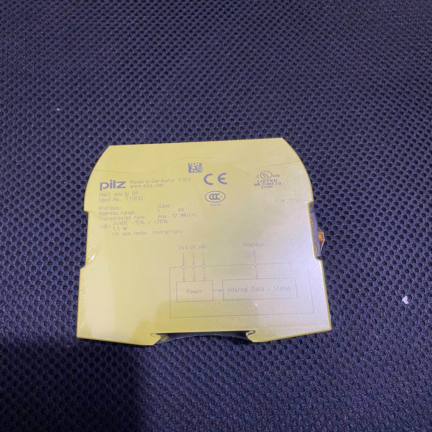 皮尔兹Pilz安全继电器PNOZ mmc3p DP77203