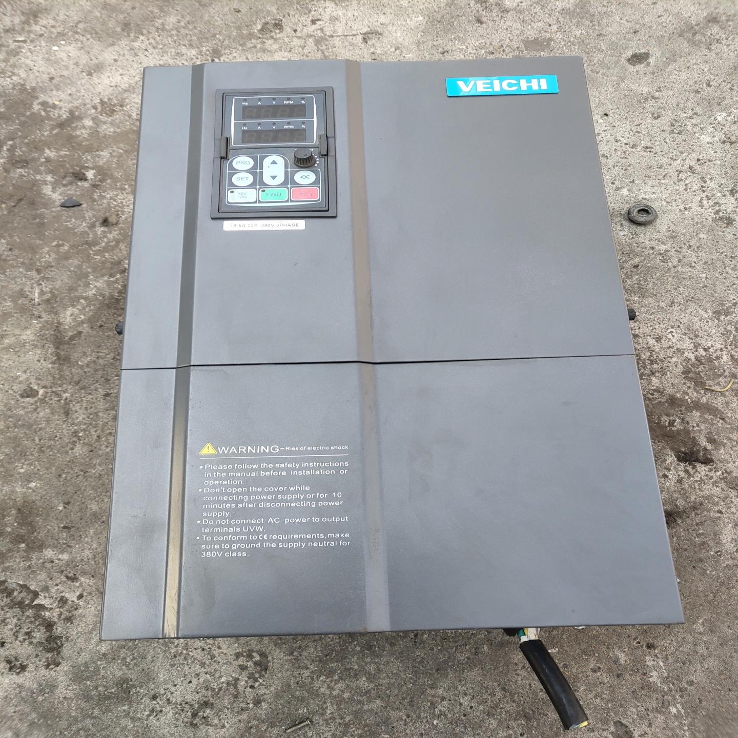 伟创AC60变频器18.5KW/22KW
