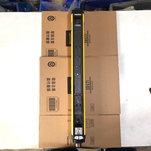 {雅致机械商行}SICK西克M4000安全光栅M40S-S002 新的没用过