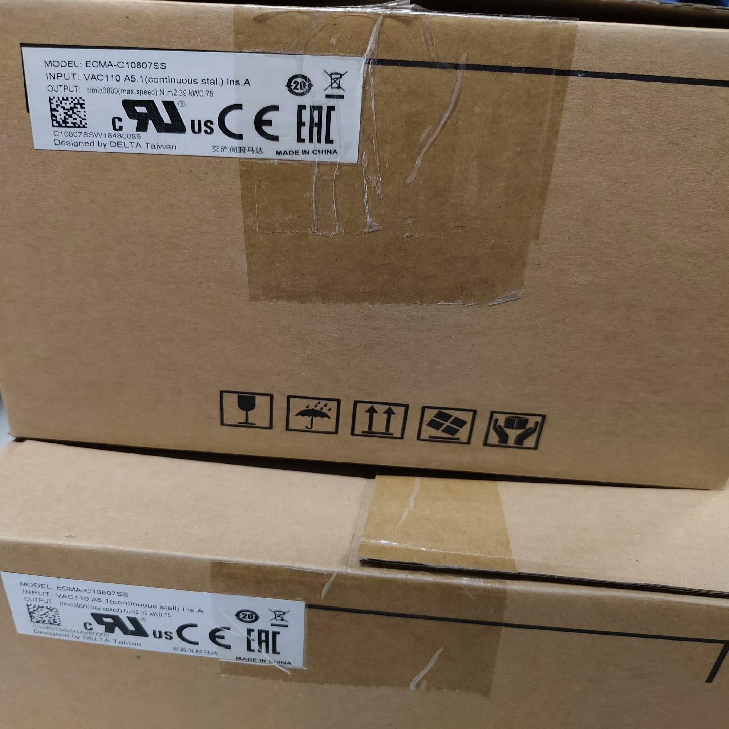全新台达 ECMA-C10807SS  750W带刹车伺服电