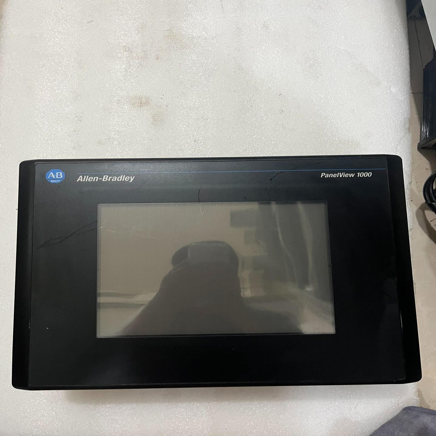 （设备配件）2711-T10G3 AB触摸屏上电没显示，没反应售后不退