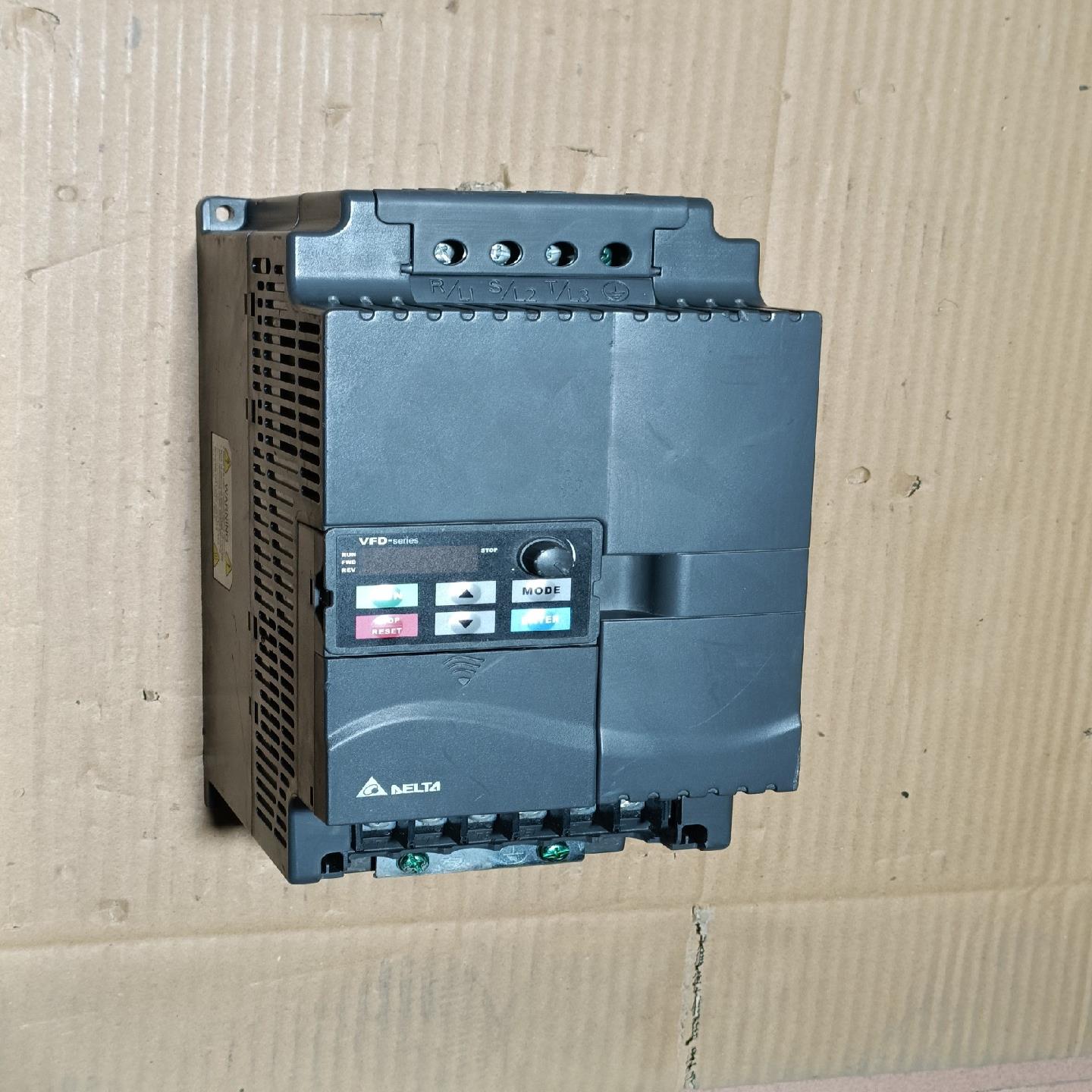 （设备配件）#变频器台达变频器VFD110E43A  11KW