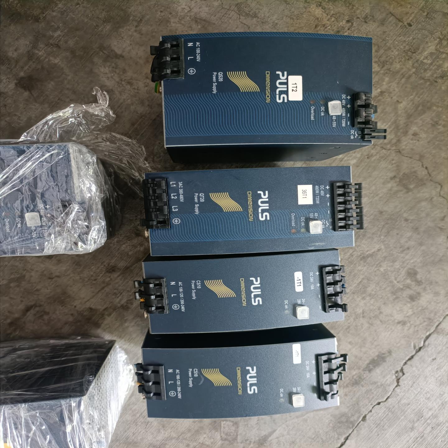 QS20.481，3个，CS10.241-S1，2个，实物拍（崽载电子）