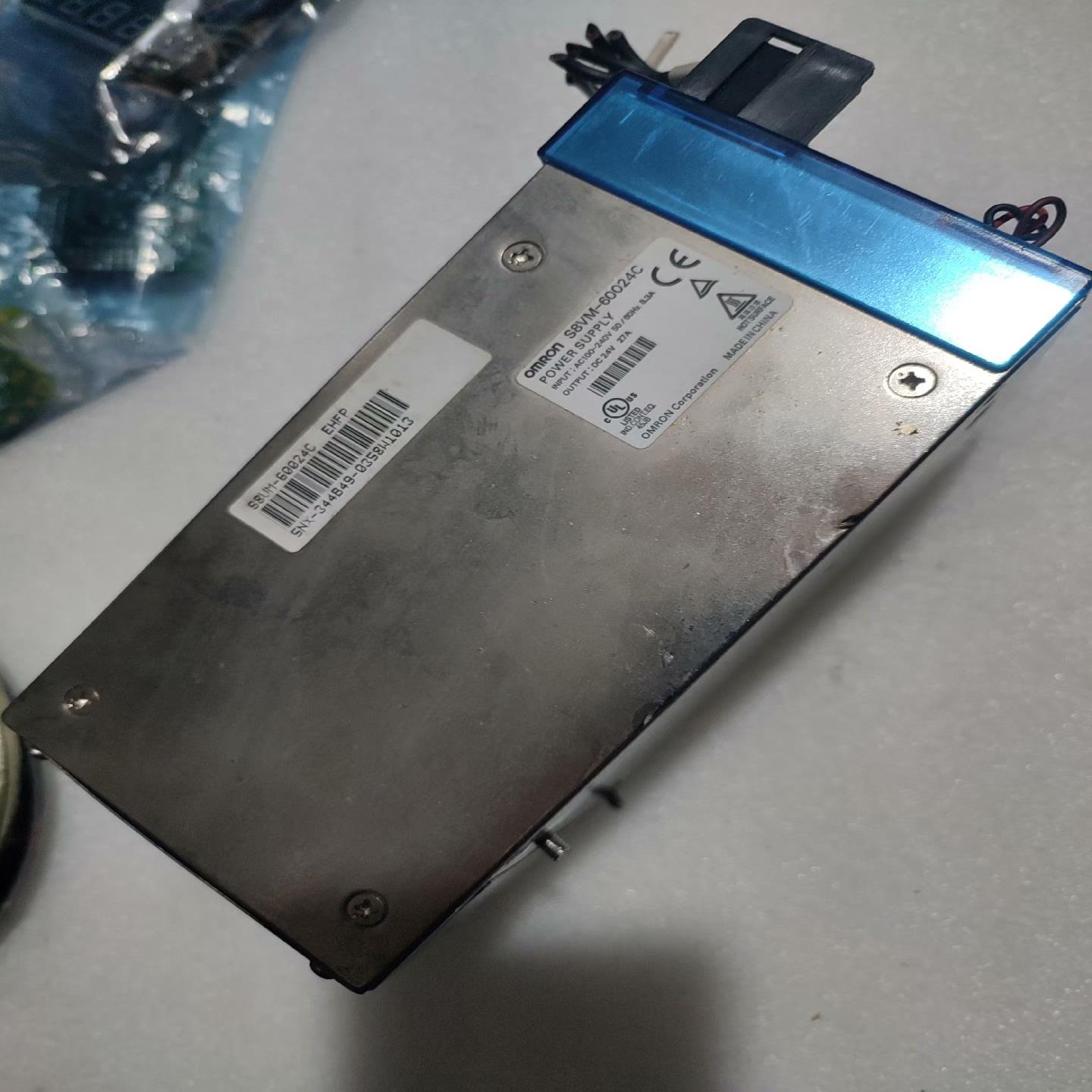 电源 S8VM-60024C ，