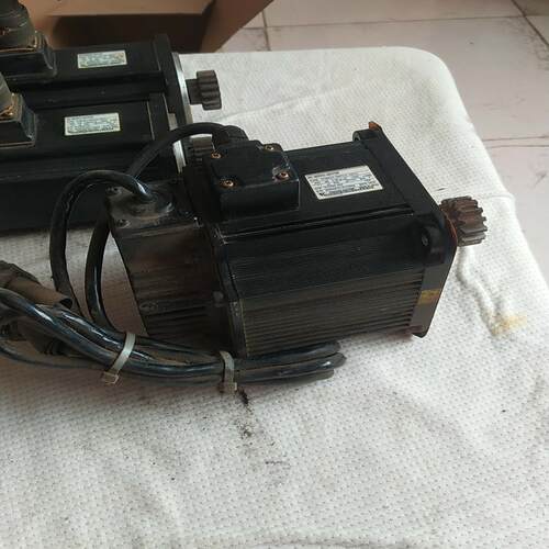 SGMGH-05ACA-AM21  SGMGH-09PCA-~议价