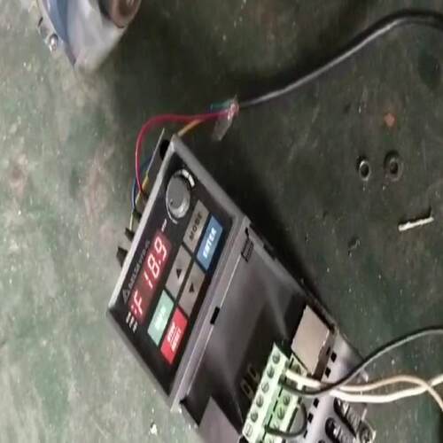 {莱茵电子商行}台达el系列 380V 075KW 功能正常 橙色可以