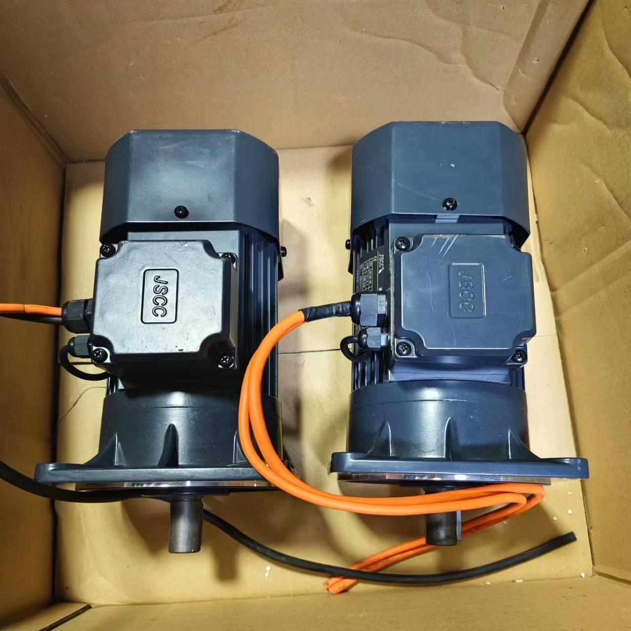 JSCC精研电机B370Y22L20V，两台，实物拍