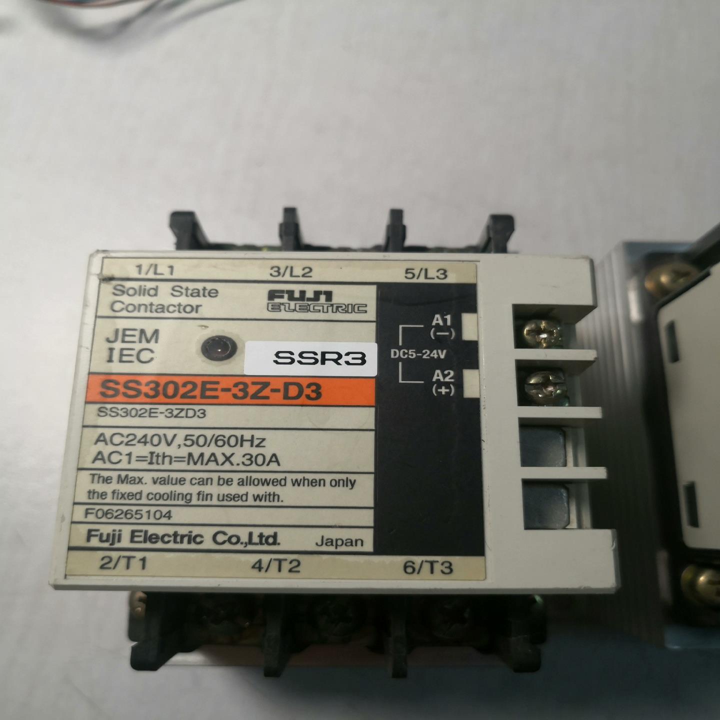 原装富士固态接触器   SS302E-3Z-D3   3