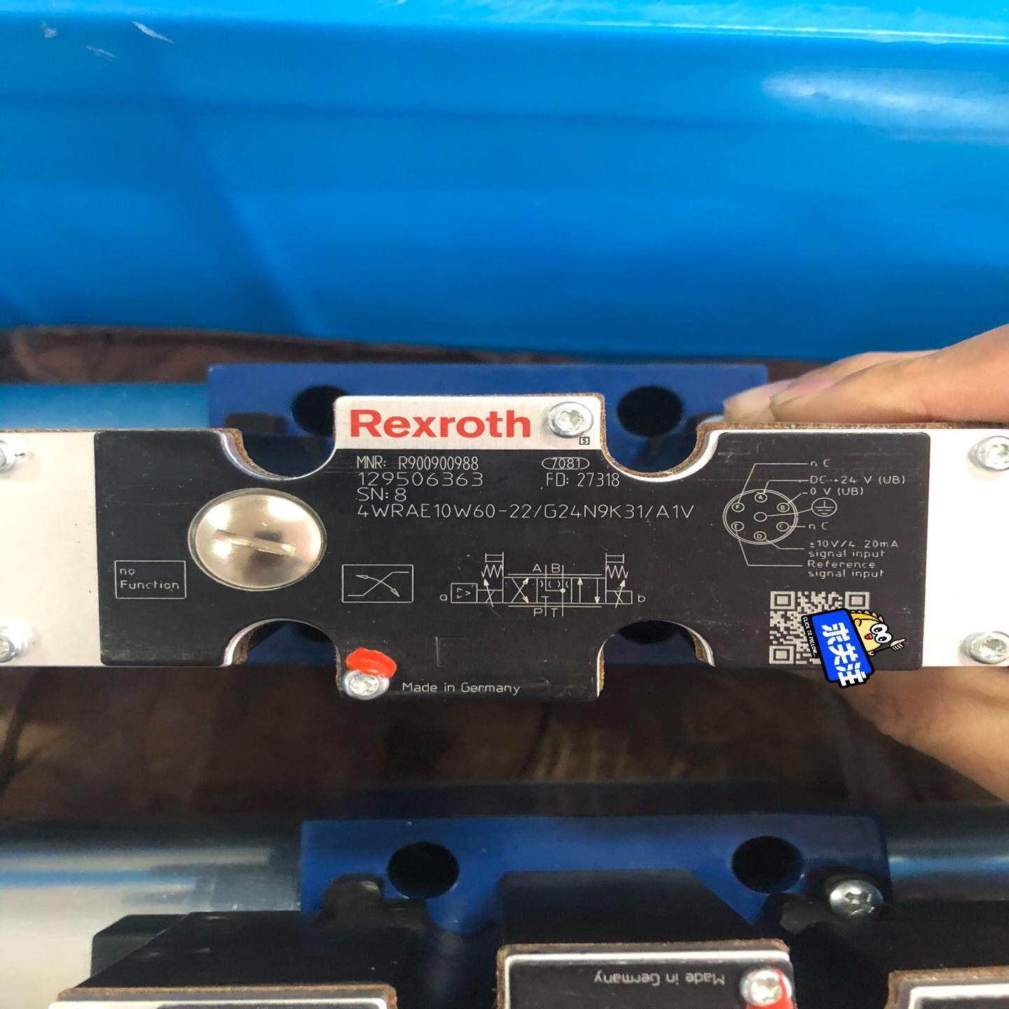 R900900988 (4WRAE10W60-22/G24N