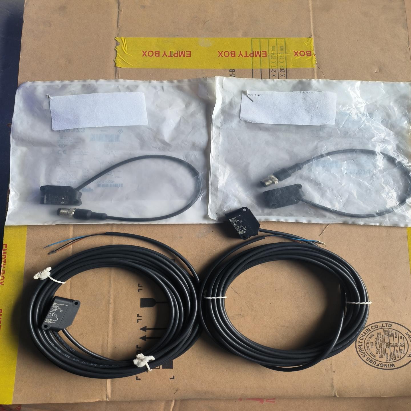 巴鲁夫BES01Z9  BES R05KB-PSC40B-E