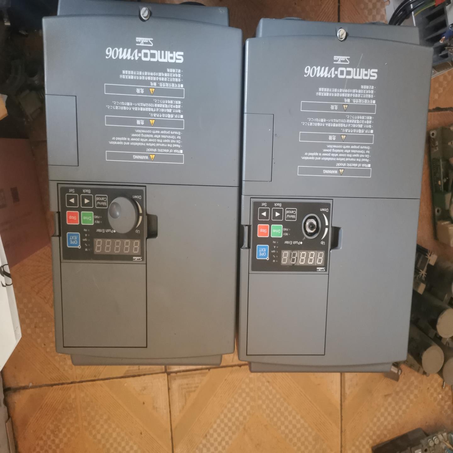 型号，三肯VM06，5.5/7.5KW，800，7.5