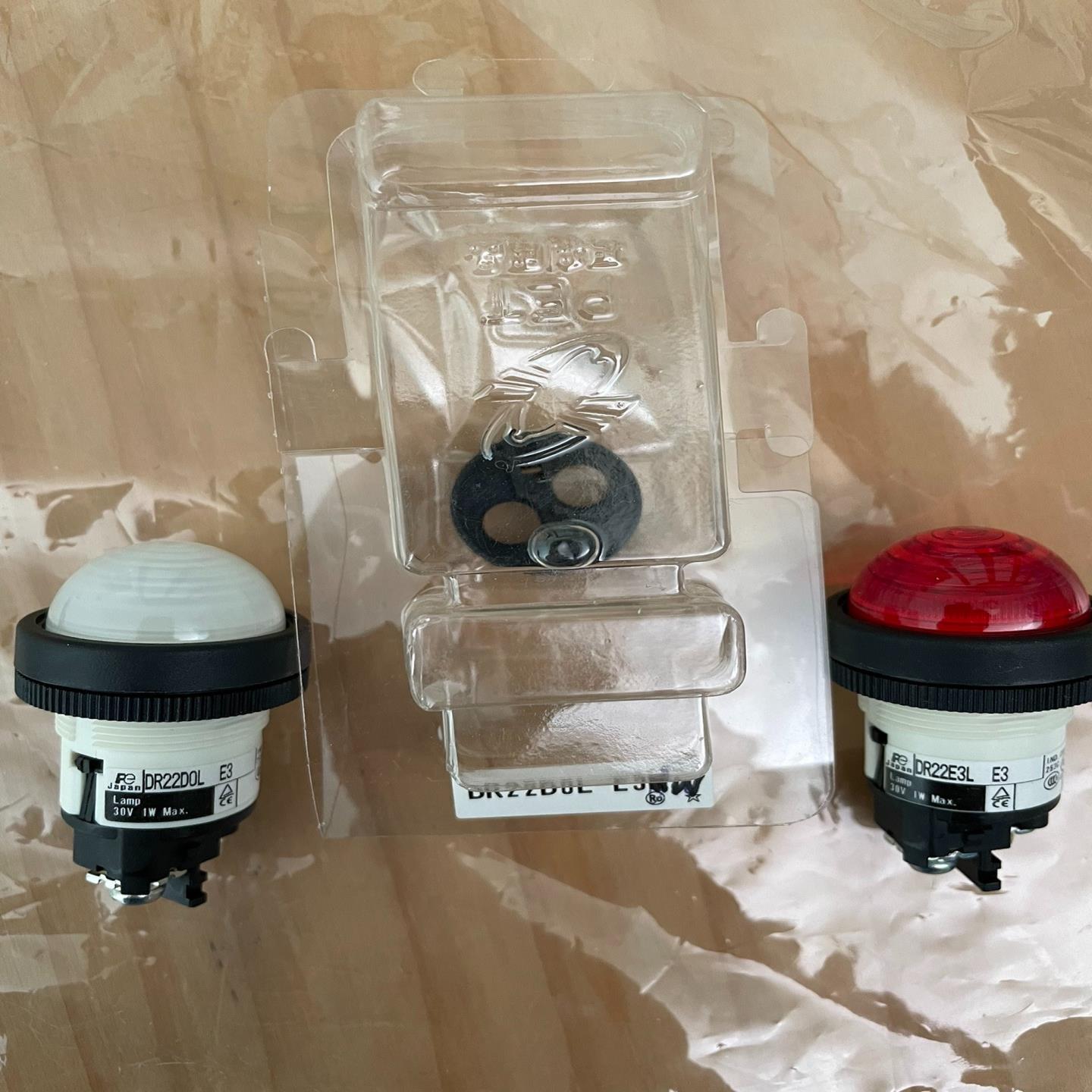 原装富士DR22DOL-E3W凸圆LED白色指示灯24V