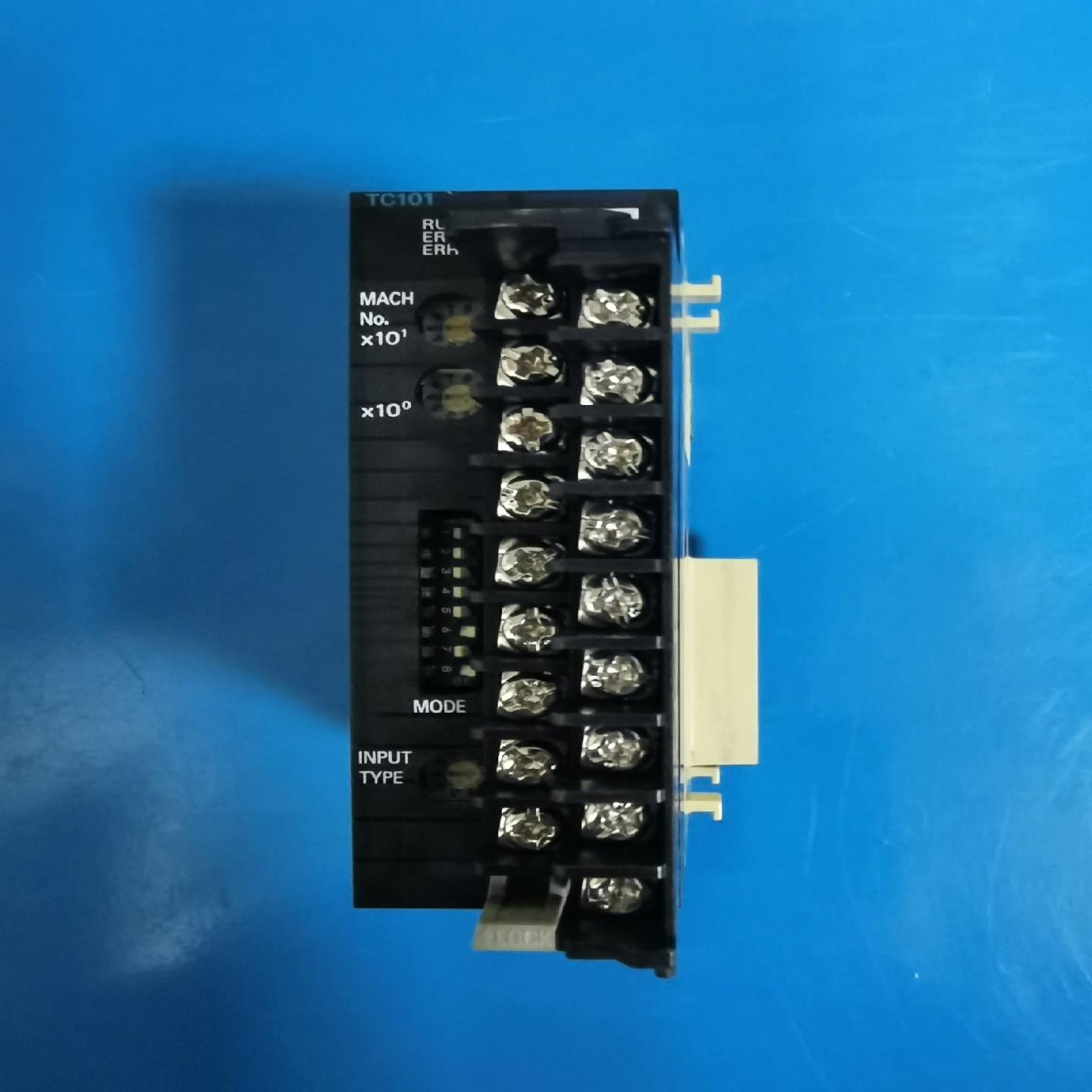 原装CJ1W-TC101 PLC模块，成色9新