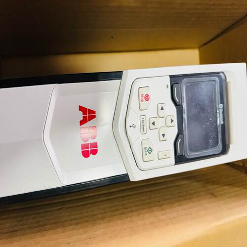 变频器重载型 ACS880-04-725A-3 全新
