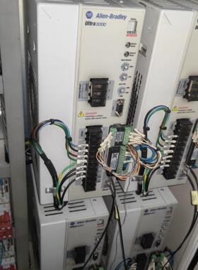 （设备配件）AB罗克韦尔伺服驱动器2098-DSD-HV030-SE