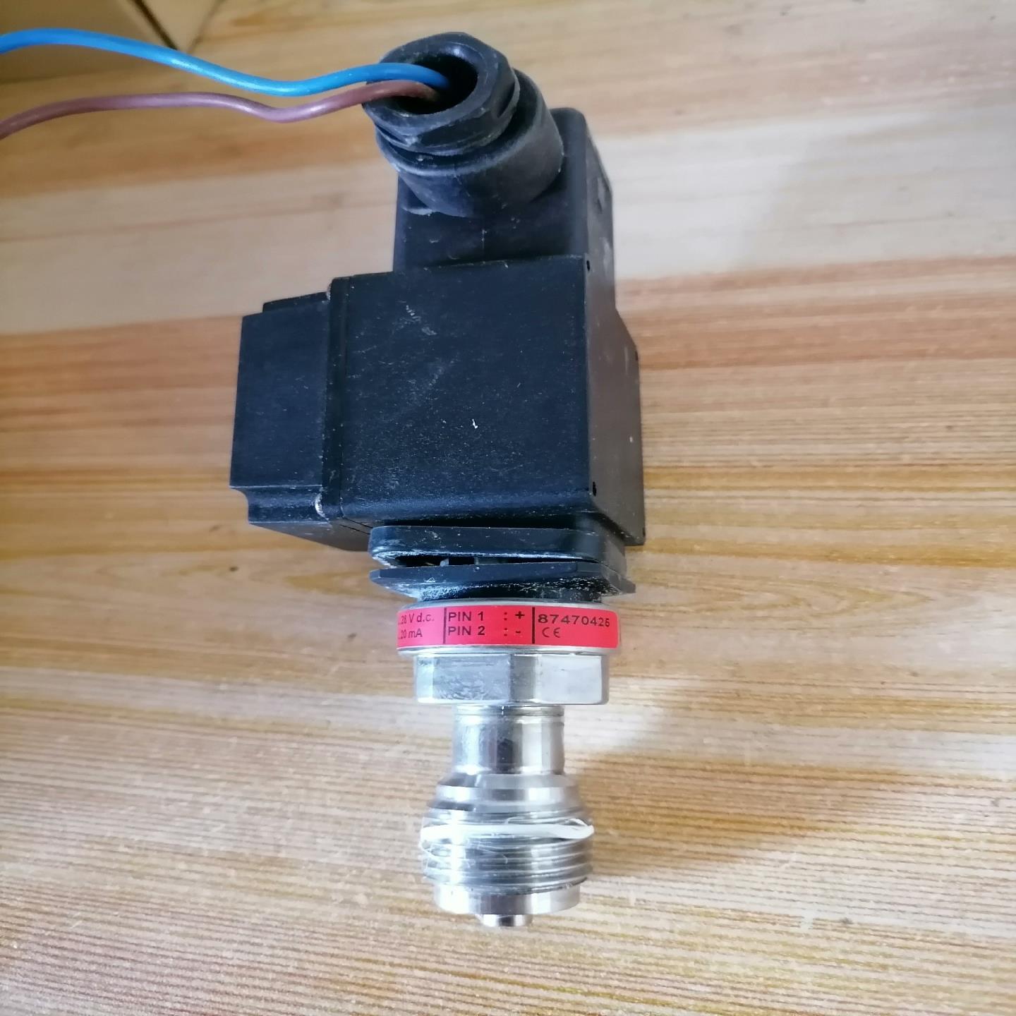 [德峰]丹弗斯MBS1900 064G6575 0-16bar 4-