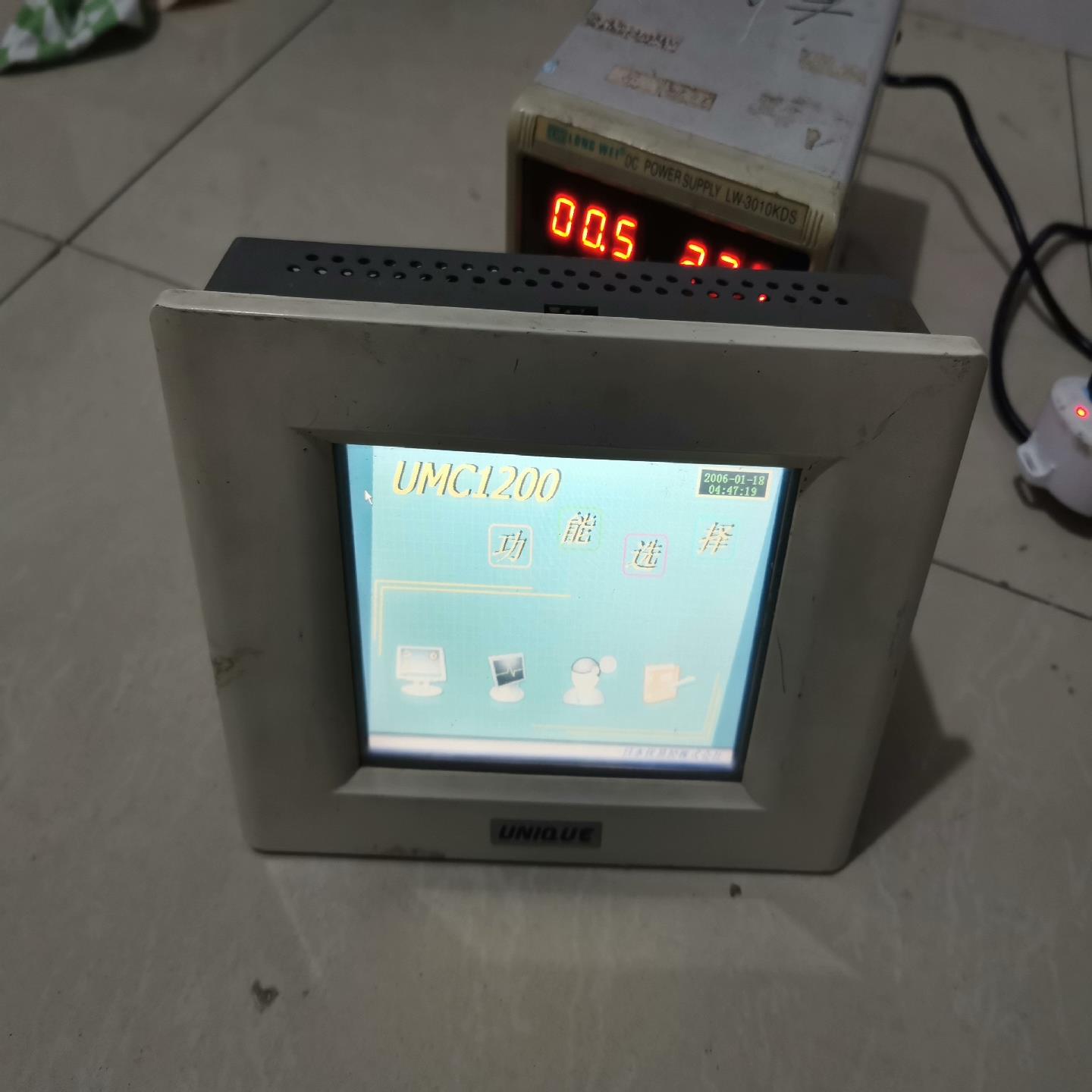 （设备配件）umc1200 umc1206 带网口和2个usb接口 触摸