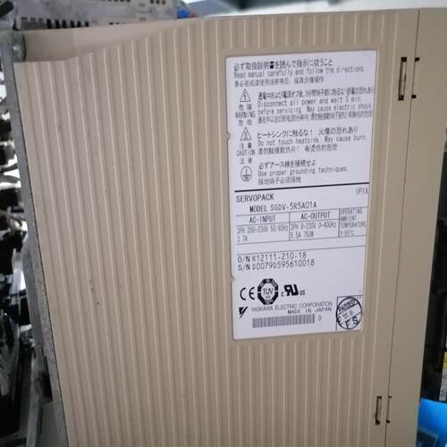 安川驱动器SGDV-5R5A01A 750W，件，L另有