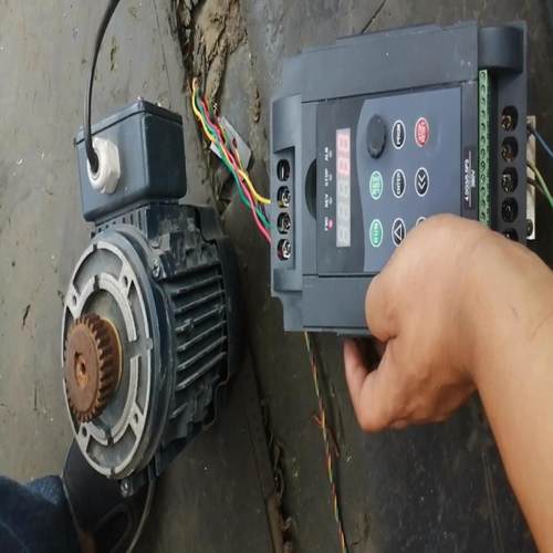 议~英捷思变频器Y500-Y0040G3  4KW 380V质量