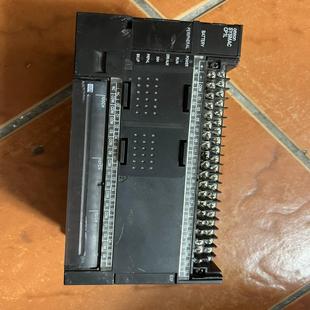 cp1l 外观如图 m60dr 功能完好 plc