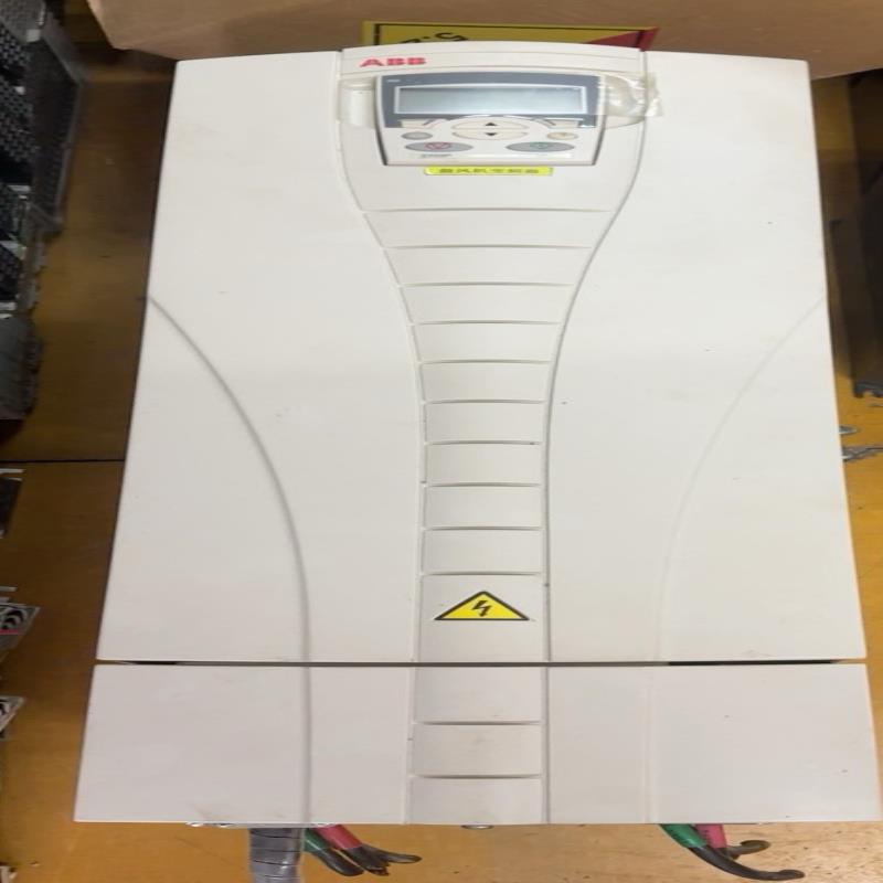 变频器：ACS550-01-159A-4