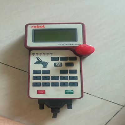 议~robot  controller  keyboard