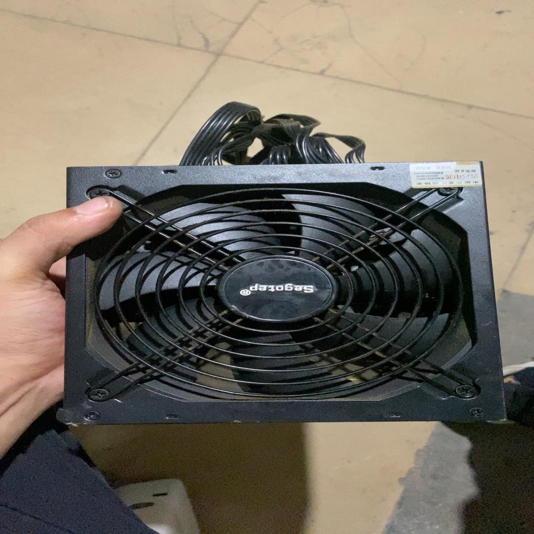 （设备配件）鑫谷850W全模组电源，型号GP950G. 全模组  ,成色
