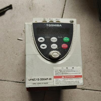 {莱茵电子商行}东芝变频器 VFNC1S-2004P-W 1PH- 200V