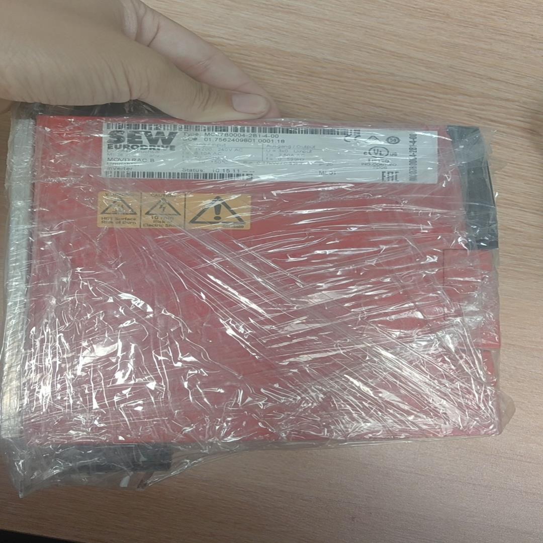 拆机SEW赛威变频器MC07B0004-2B1-4-00/0