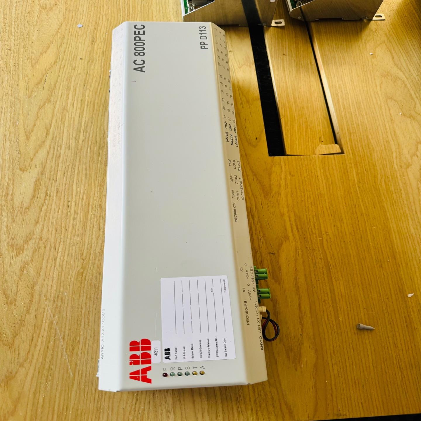 全新未使用 AC800PEC  大型PLC件