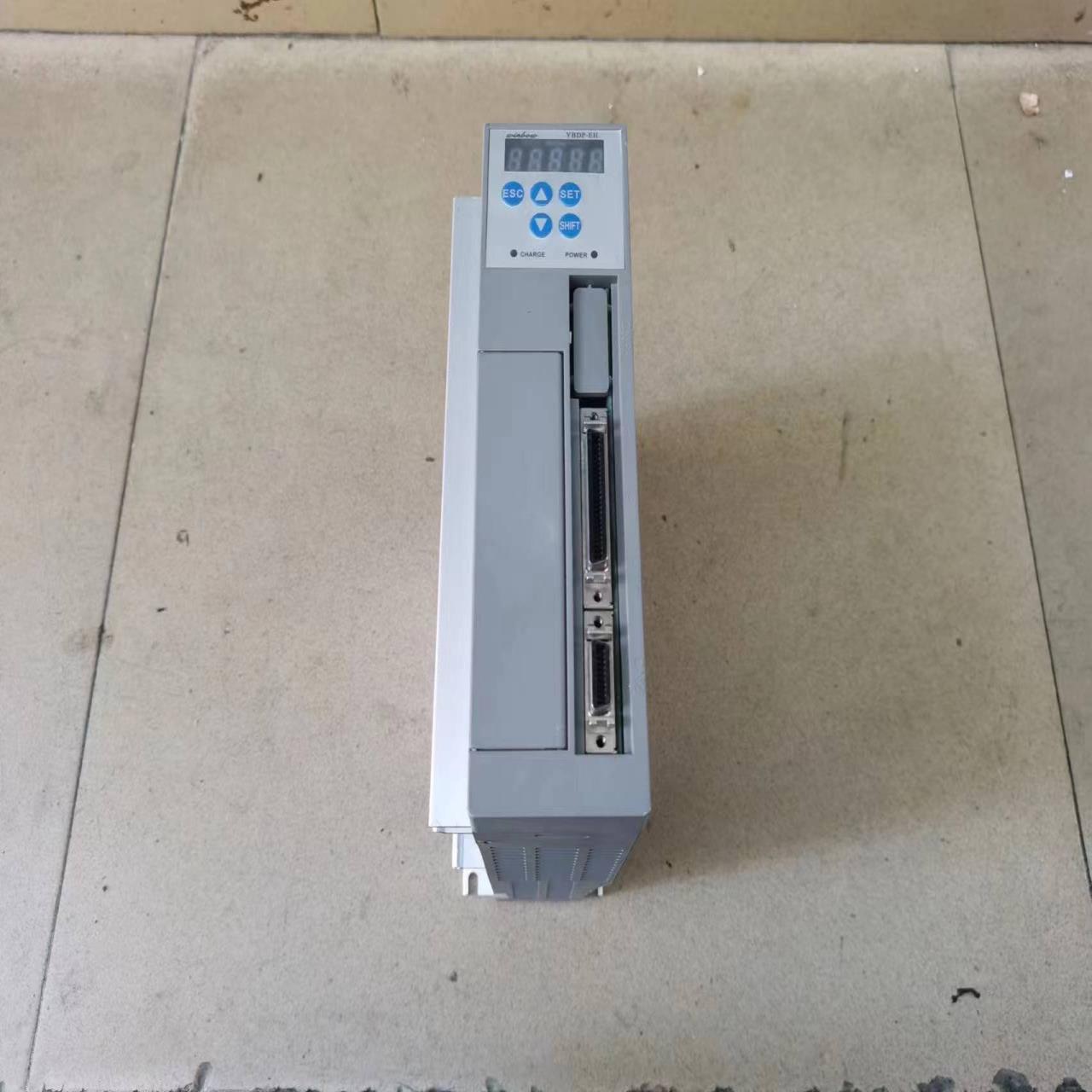 （设备配件）庸博750w伺服驱动器，型号YBDP-EH2007MFG，功