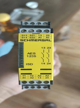 SCHMERSAL安全继电器 AES 1235