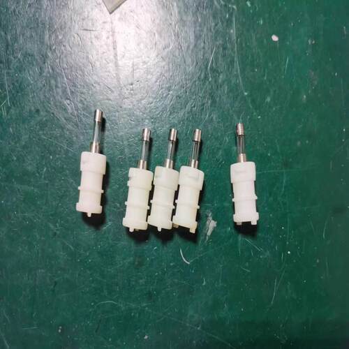 （设备配件） 2700保险2400，2100利每个吉时2000 座系列