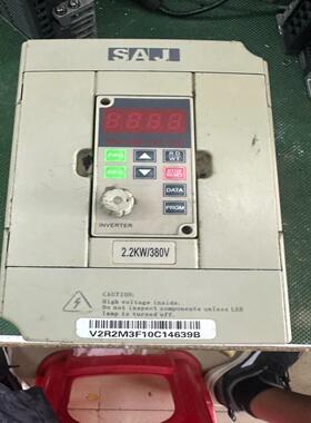 议~三晶变频器 380V-22KW型号V2R2M3