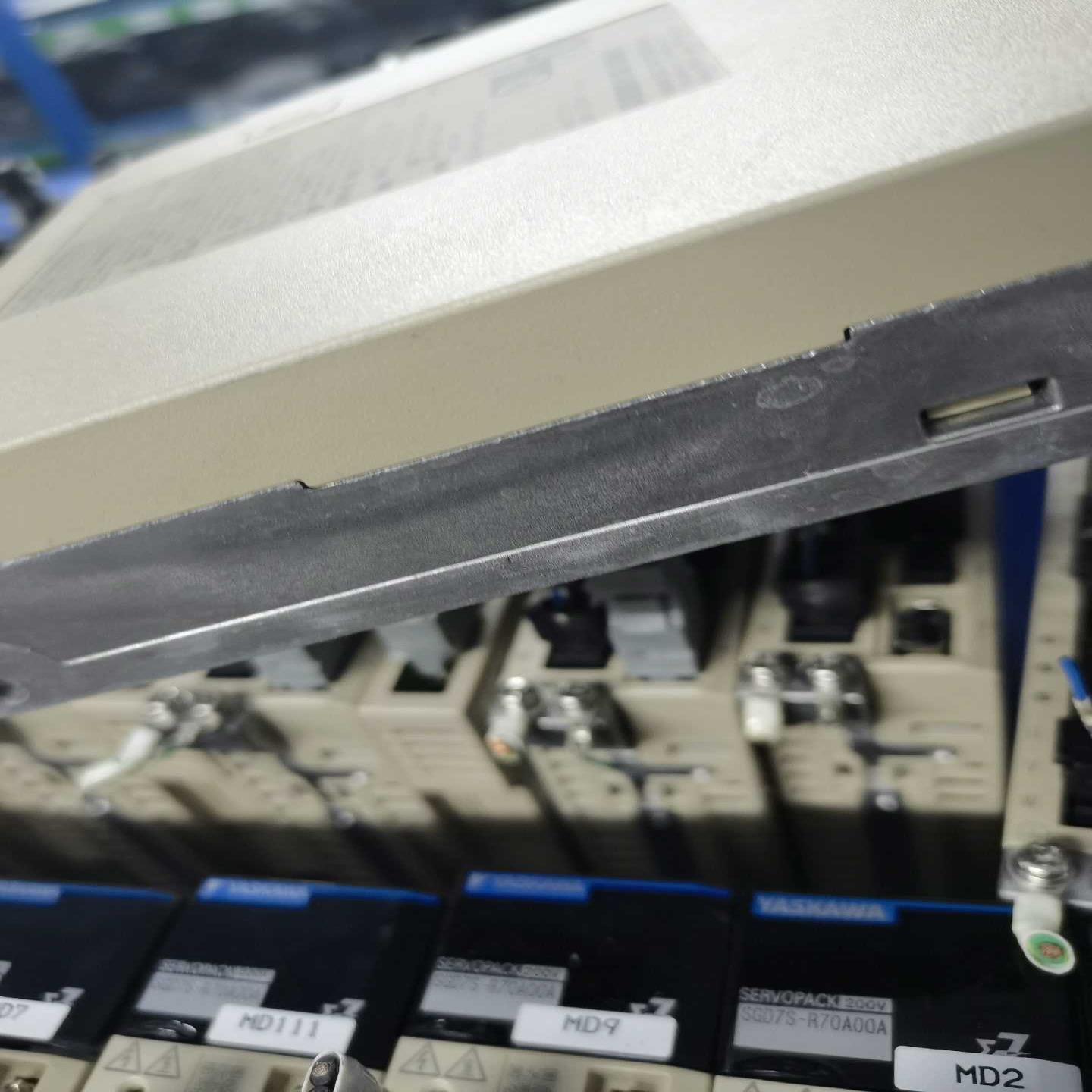 议~安川50W驱动器SGD7S-R70A00A，正常件，成色