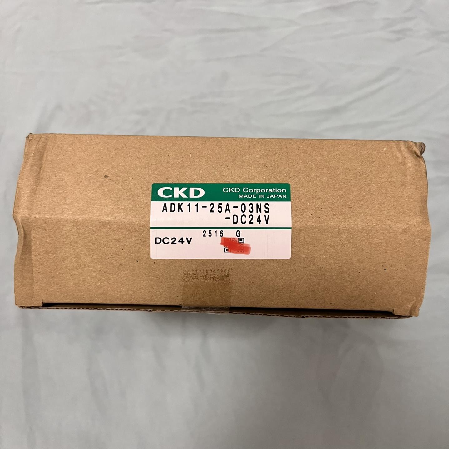 CKD电磁阀 ADK11-25A-03NS，全新没有使用过，