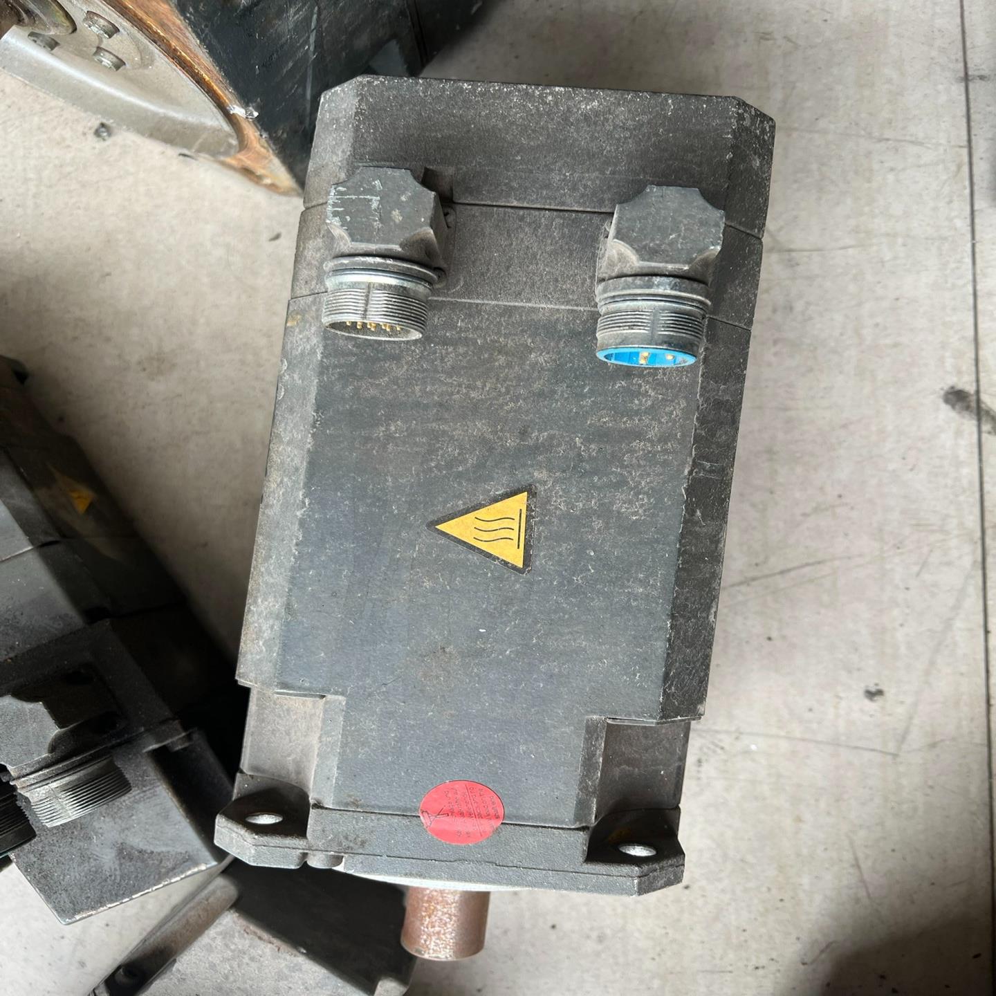 （设备配件）1FT6062-6AC71-4AA0，质量包好。