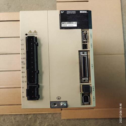 （设备配件）SGDV-120A01A安川1.5KW驱动器！